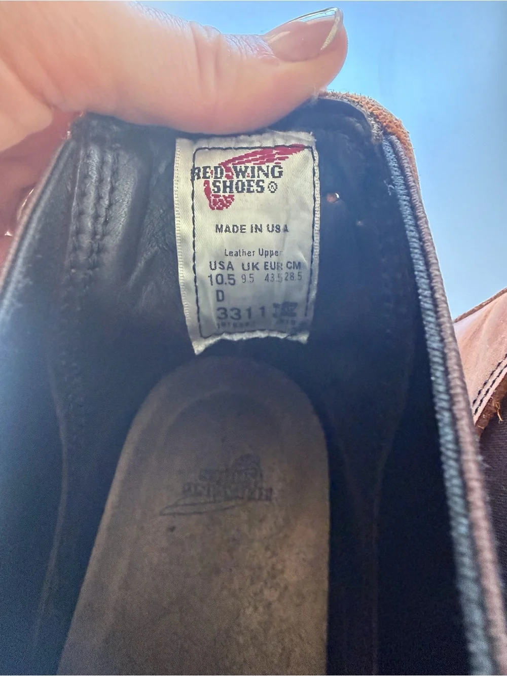 Red Wing Weekender Chelsea Boots - Brown Leather